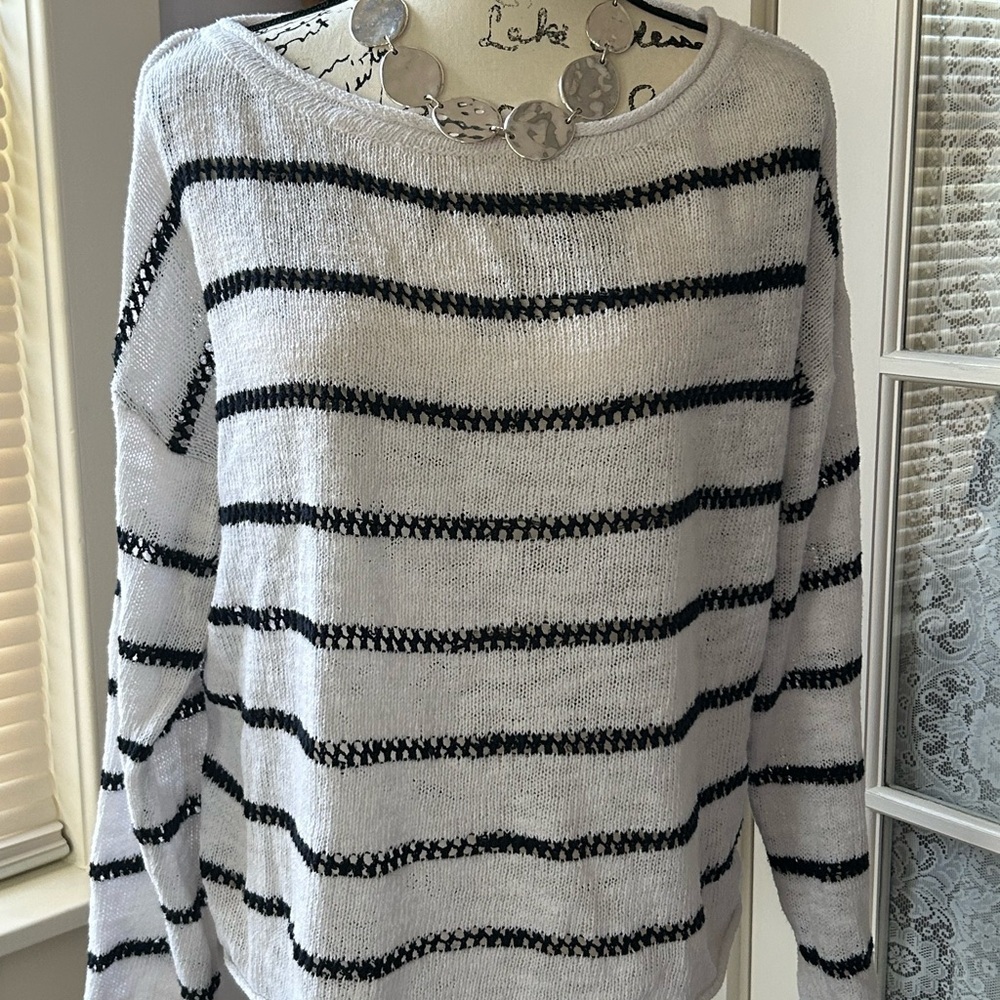 Lightweight Navy and White Stripes Sweater XL